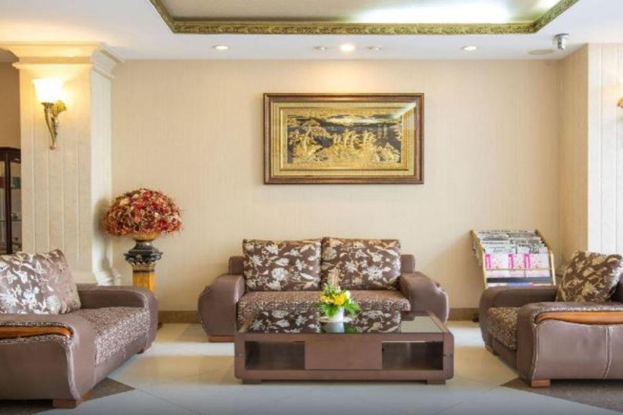 White Lion Hotel مدينة هوشي منه المظهر الخارجي الصورة