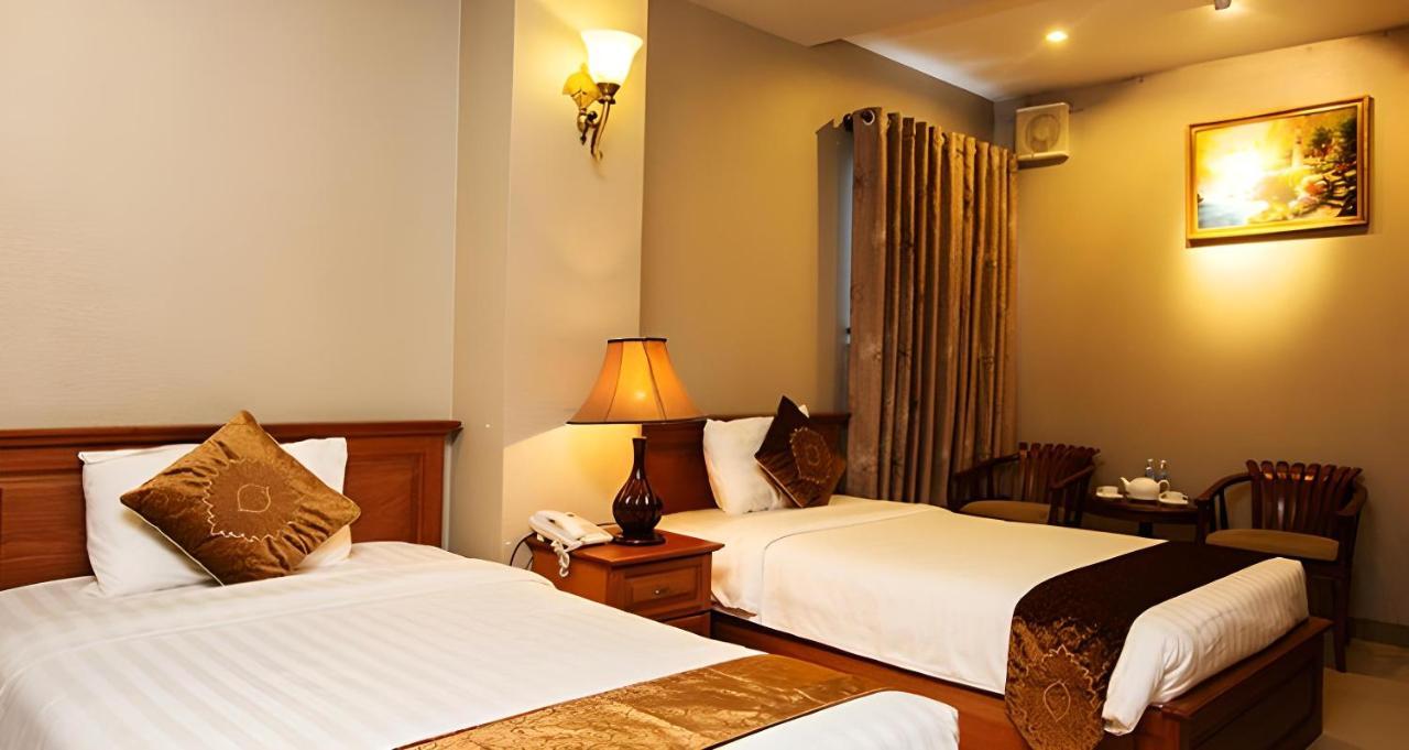 White Lion Hotel مدينة هوشي منه المظهر الخارجي الصورة