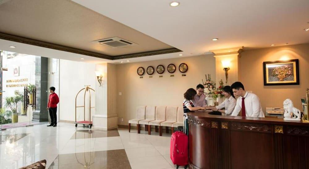 White Lion Hotel مدينة هوشي منه المظهر الخارجي الصورة