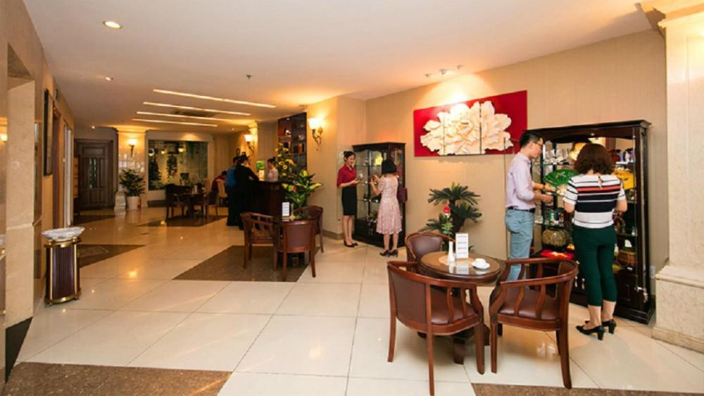 White Lion Hotel مدينة هوشي منه المظهر الخارجي الصورة