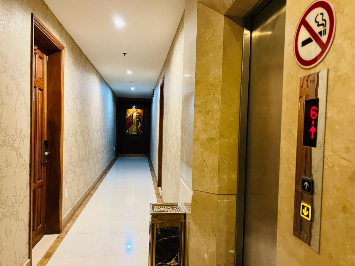 White Lion Hotel مدينة هوشي منه المظهر الخارجي الصورة