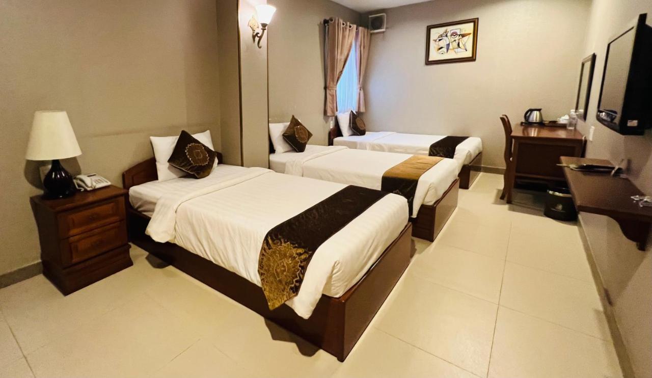 White Lion Hotel مدينة هوشي منه المظهر الخارجي الصورة