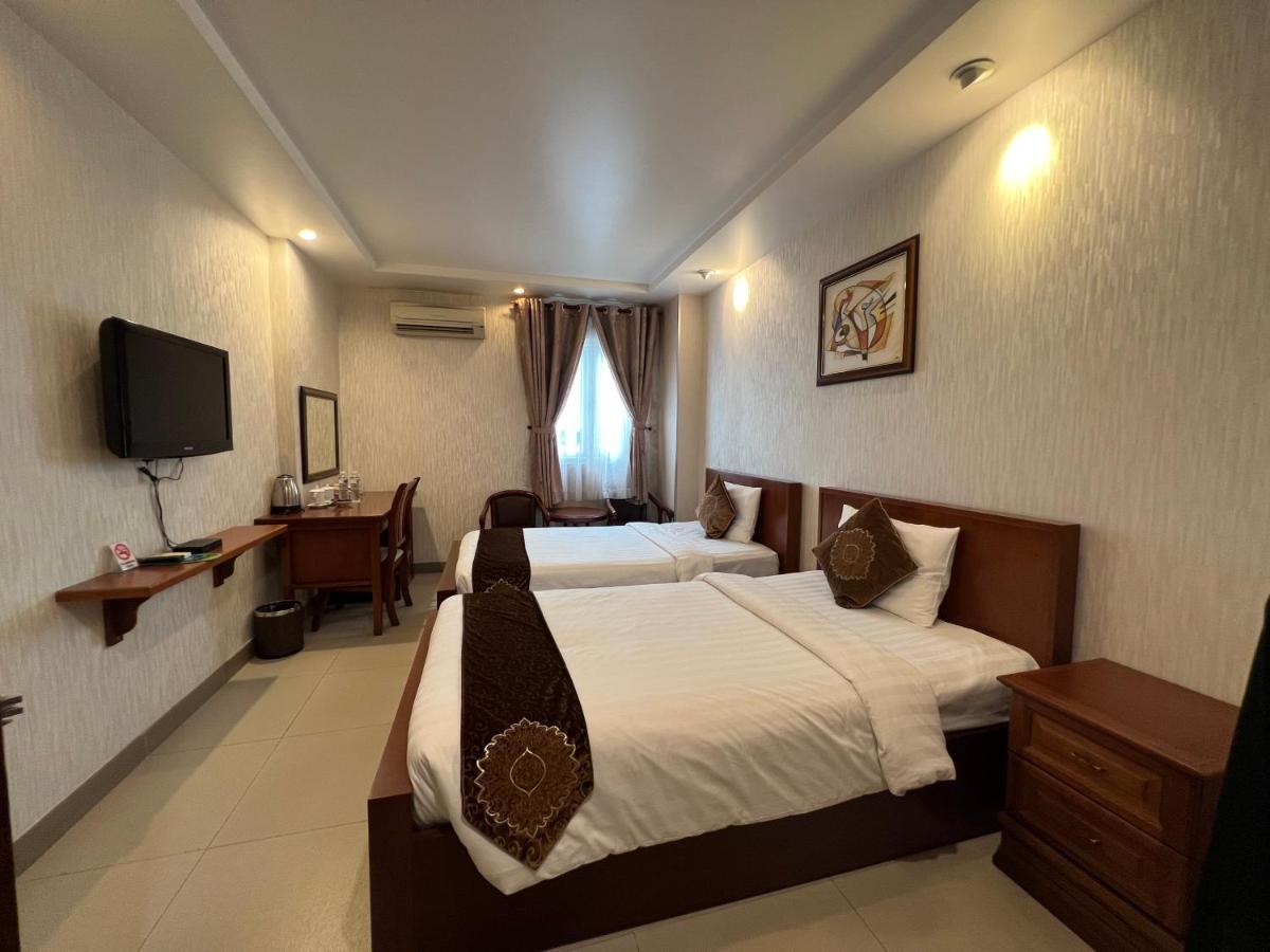 White Lion Hotel مدينة هوشي منه المظهر الخارجي الصورة