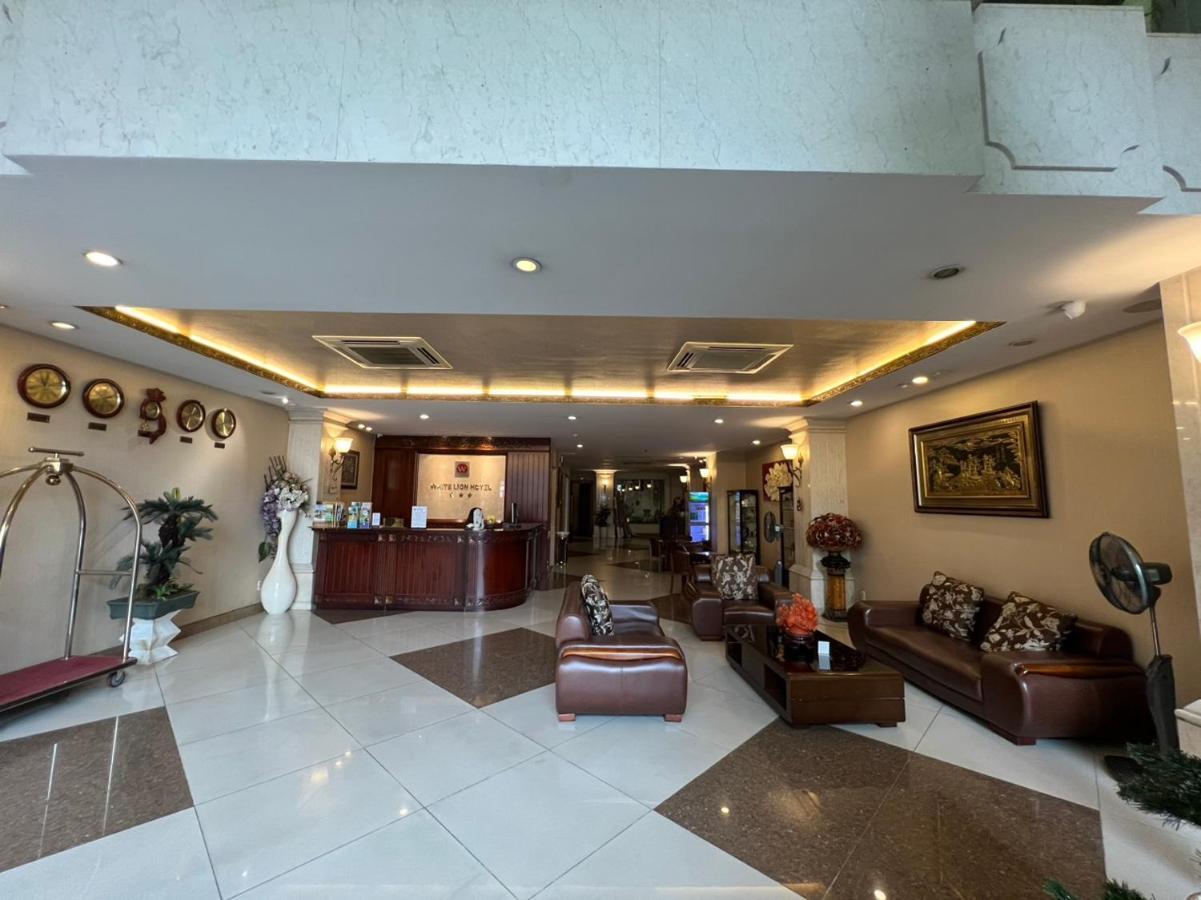 White Lion Hotel مدينة هوشي منه المظهر الخارجي الصورة
